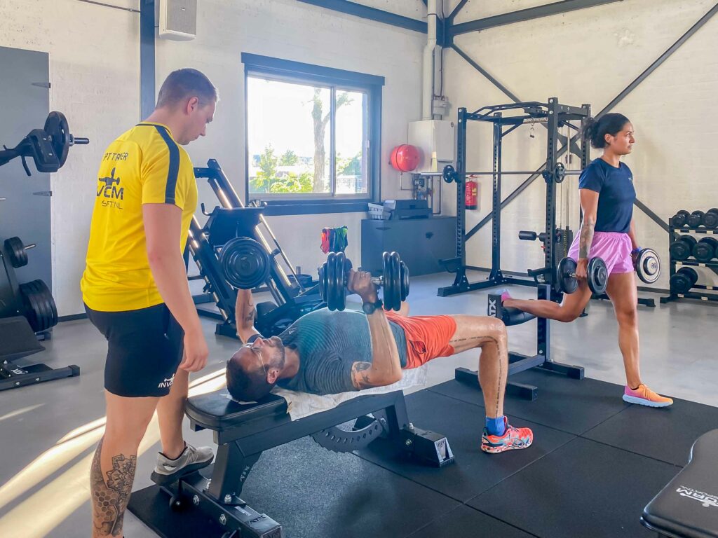 Semi personal training